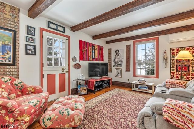 18 Wyckoff Pl, Franklin Twp., NJ 08823