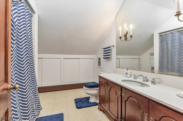 18 Wyckoff Pl, Franklin Twp., NJ 08823