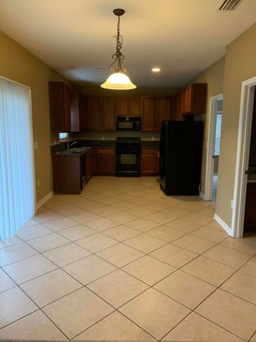 7140 RAMPART RIDGE Circle W, Jacksonville, FL 32244