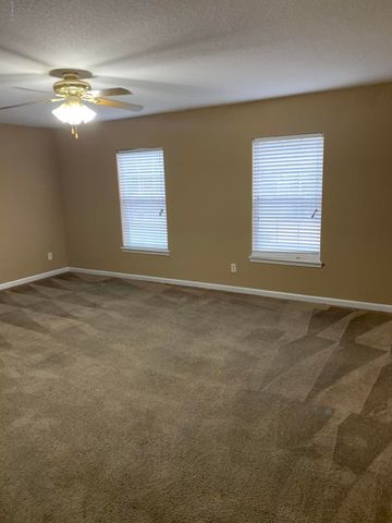 7140 RAMPART RIDGE Circle W, Jacksonville, FL 32244