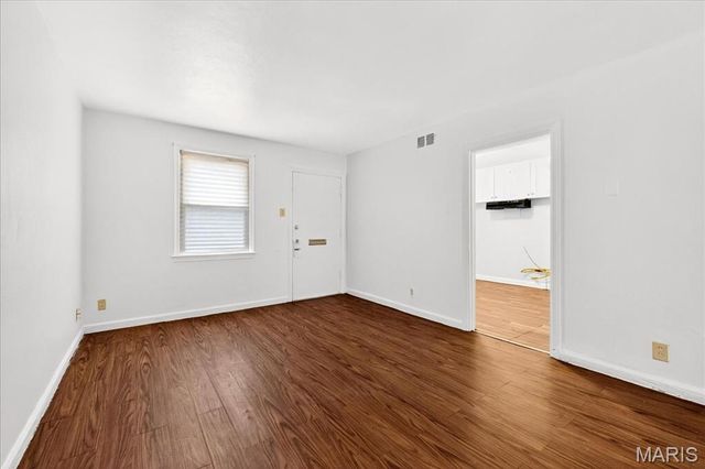 6833 Corbitt Avenue, St Louis, MO 63130