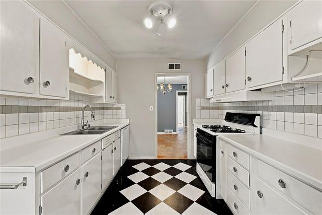 2649 Lakeside Drive, Oklahoma City, OK 73120