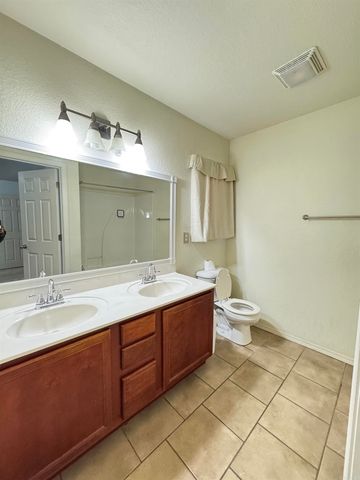 1105 Bittercress Dr, North Little Rock, AR 72117