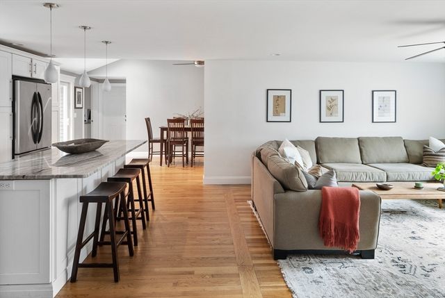 122 Trull Rd, Tewksbury, MA 01876