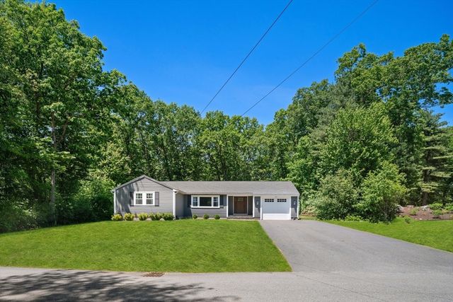 122 Trull Rd, Tewksbury, MA 01876