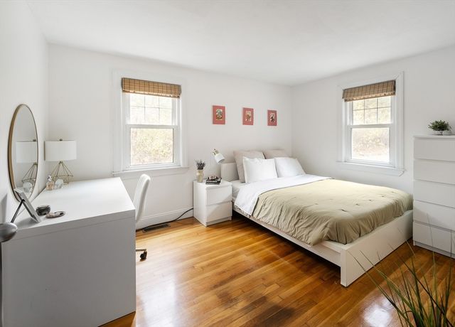 122 Trull Rd, Tewksbury, MA 01876