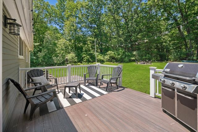 122 Trull Rd, Tewksbury, MA 01876