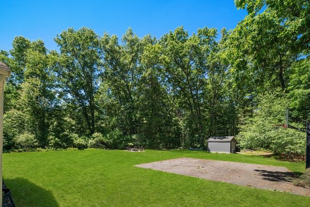122 Trull Rd, Tewksbury, MA 01876