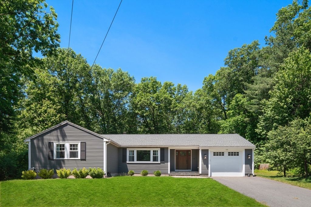 122 Trull Rd, Tewksbury, MA 01876