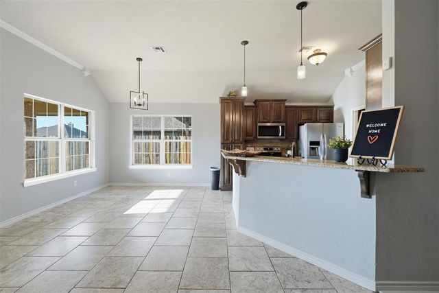 407 NW Granite Avenue, Cache, OK 73527