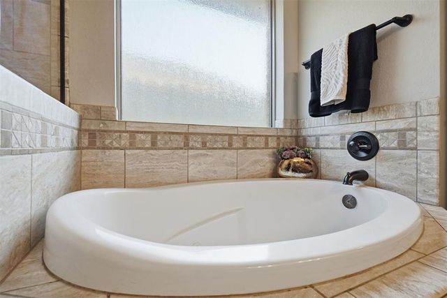 407 NW Granite Avenue, Cache, OK 73527