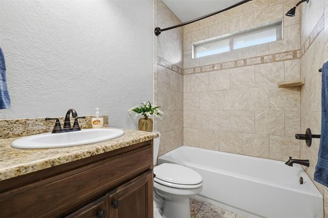 407 NW Granite Avenue, Cache, OK 73527