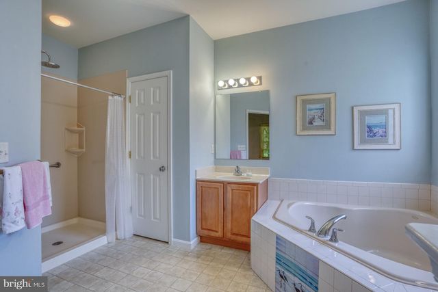 161 MAPLE GLEN DR, Dover, DE 19904