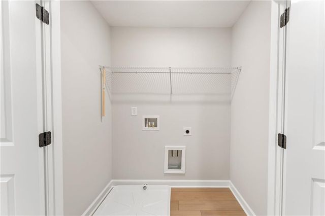 1923 Deco Drive, Kennesaw, GA 30144