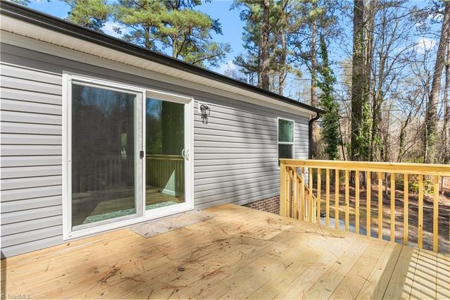 7761 Old 421 Road, Liberty, NC 27298