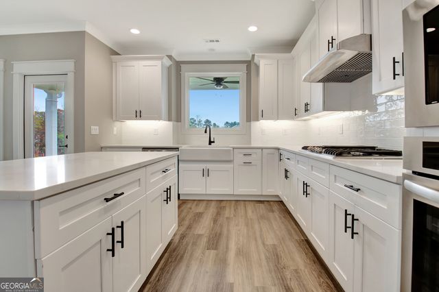 70 Redhaven Drive, Senoia, GA 30276