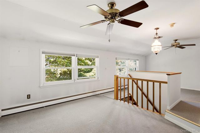 6 Barnhart Place, Shoreham, NY 11786