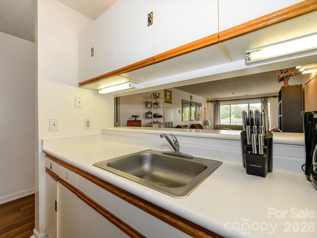 10005 Graduate Lane K, Charlotte, NC 28262