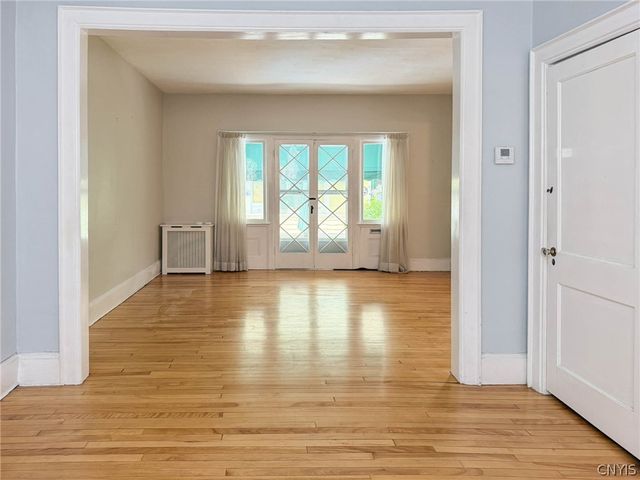 7 Genesee Court, Utica, NY 13502