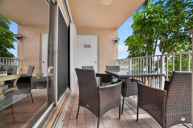 3275 NW 44th Street 3, Oakland Park, FL 33309