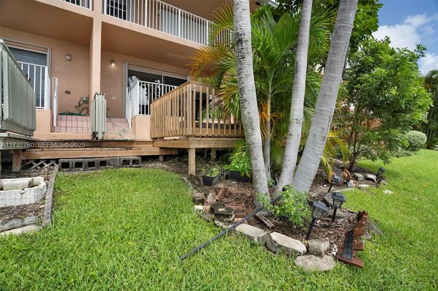 3275 NW 44th Street 3, Oakland Park, FL 33309