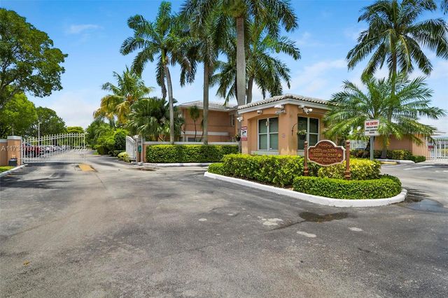 3275 NW 44th Street 3, Oakland Park, FL 33309