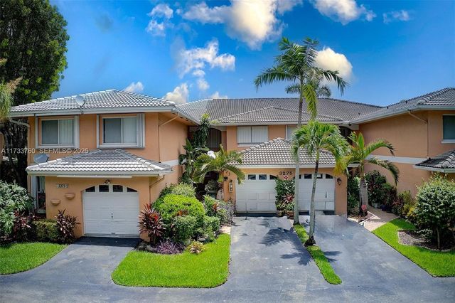 3275 NW 44th Street 3, Oakland Park, FL 33309