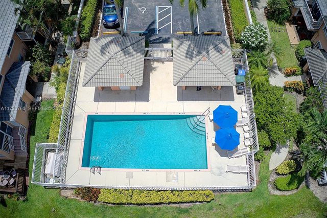 3275 NW 44th Street 3, Oakland Park, FL 33309