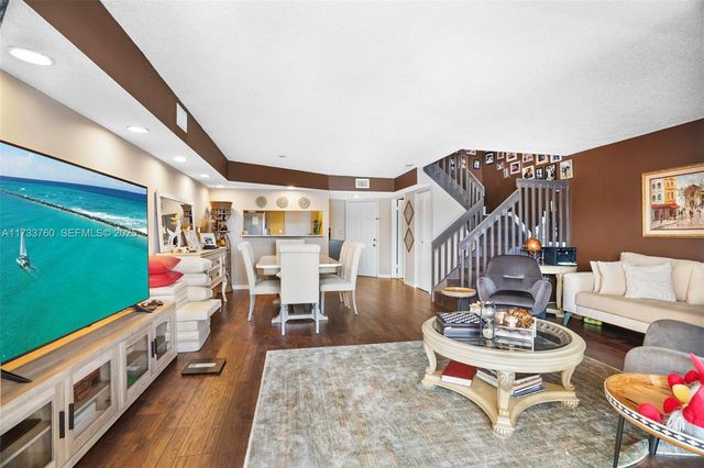 3275 NW 44th Street 3, Oakland Park, FL 33309