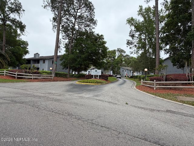 3270 RICKY Drive 303, Jacksonville, FL 32223