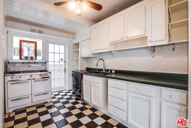105 Park Place, Venice (los Angeles), CA 90291