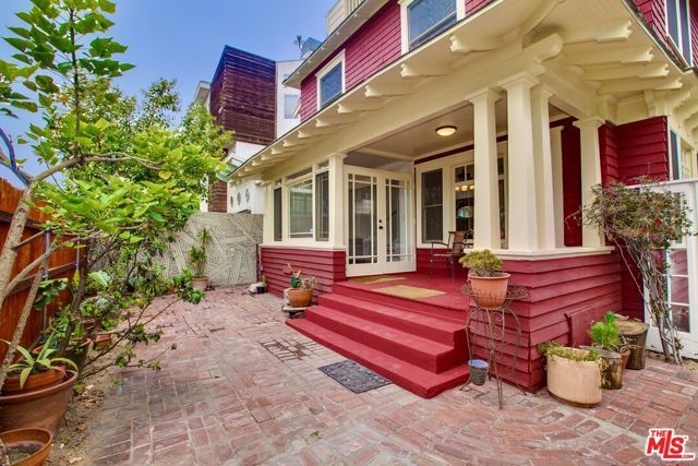 105 Park Place, Venice (los Angeles), CA 90291