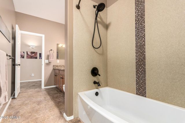 307 E CHEYENNE Road, San Tan Valley, AZ 85143