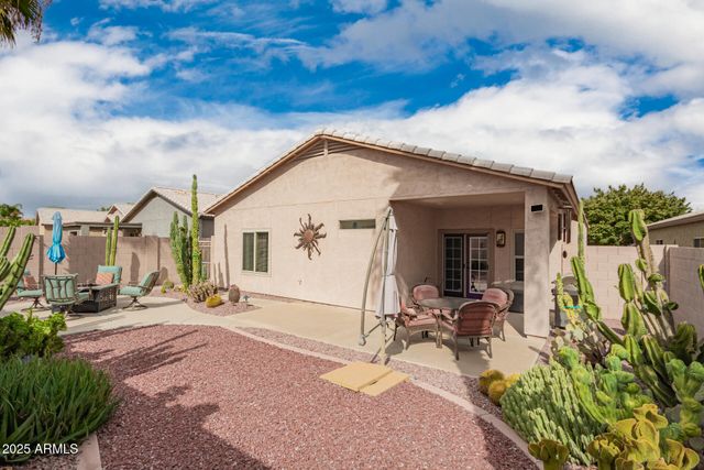 307 E CHEYENNE Road, San Tan Valley, AZ 85143