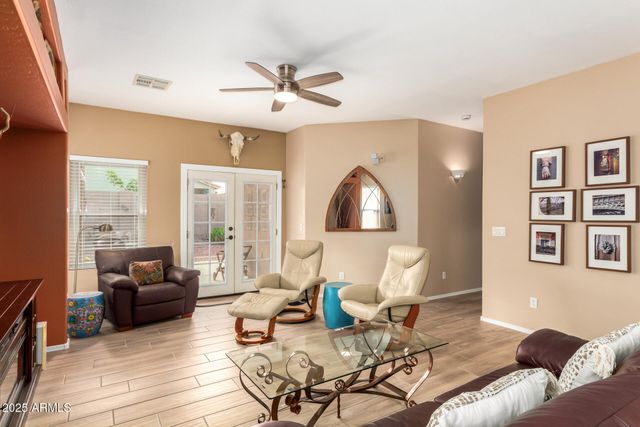 307 E CHEYENNE Road, San Tan Valley, AZ 85143