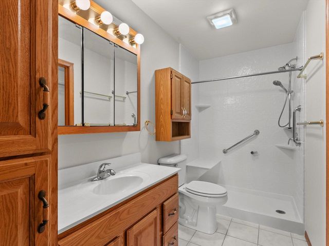2312 Virginia DRIVE, Manitowoc, WI 54220