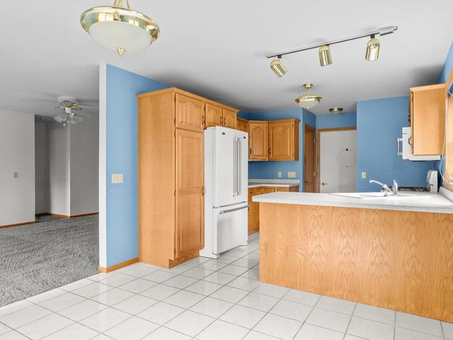 2312 Virginia DRIVE, Manitowoc, WI 54220