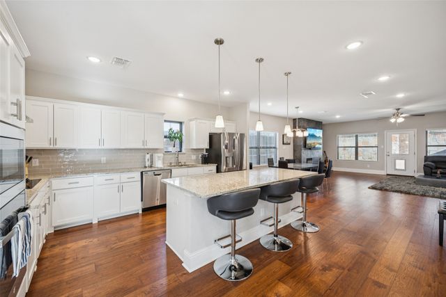 7508 W Shore Drive, The Colony, TX 75056