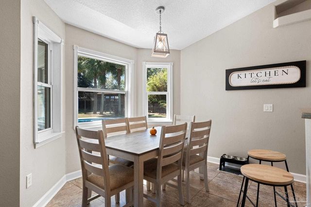 3660 Misty Woods Cir, Pace, FL 32571