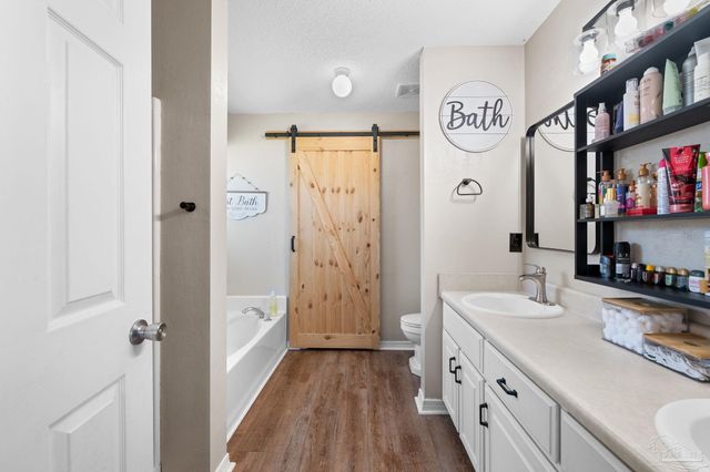 3660 Misty Woods Cir, Pace, FL 32571