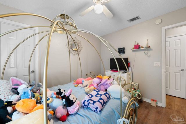 3660 Misty Woods Cir, Pace, FL 32571