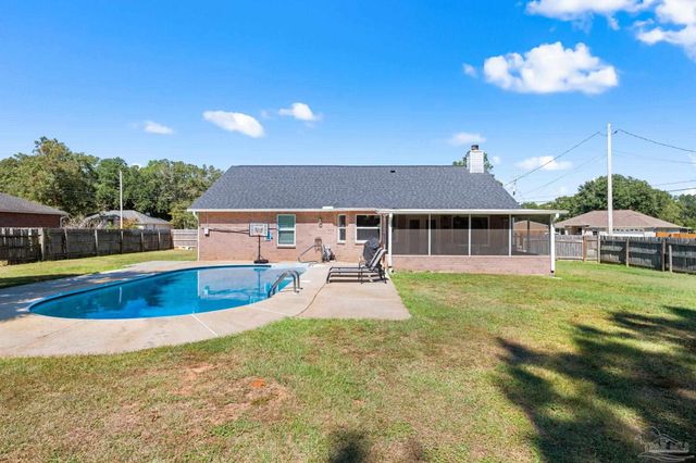 3660 Misty Woods Cir, Pace, FL 32571