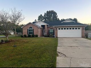 3660 Misty Woods Cir, Pace, FL 32571
