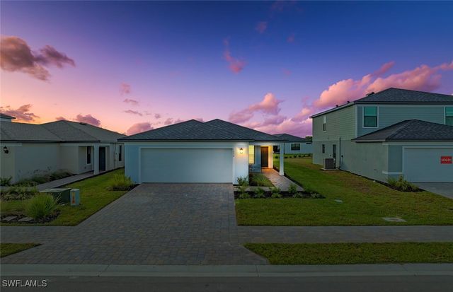 1036 Caloosa Breeze DR, Labelle, FL 33935