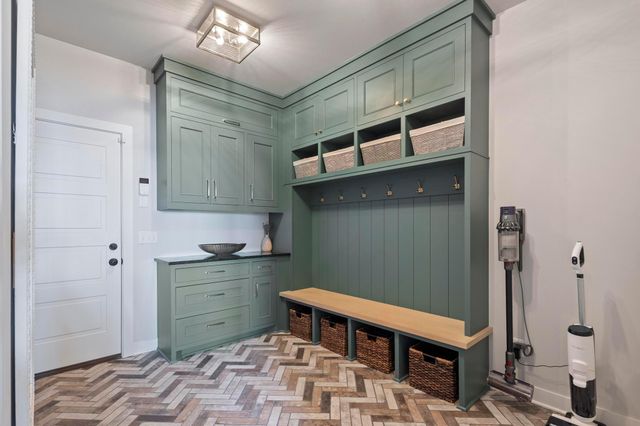 165 Mound Avenue, Excelsior, MN 55331