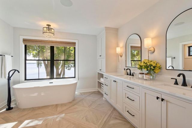 165 Mound Avenue, Excelsior, MN 55331