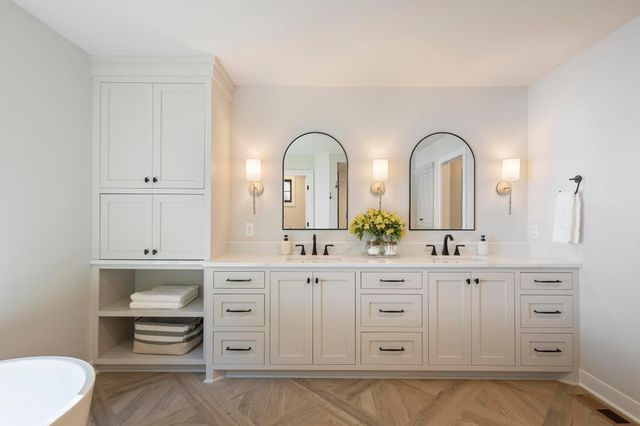 165 Mound Avenue, Excelsior, MN 55331