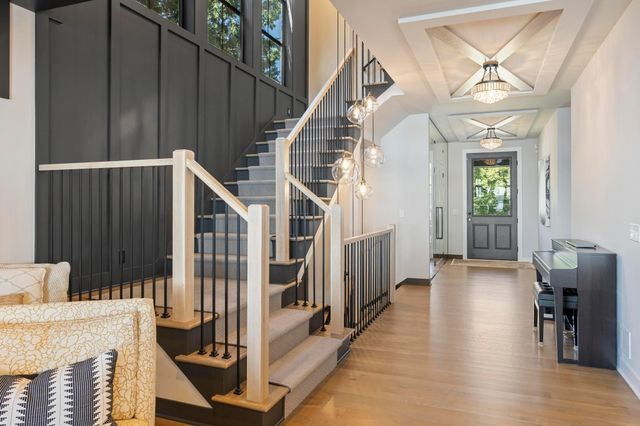 165 Mound Avenue, Excelsior, MN 55331