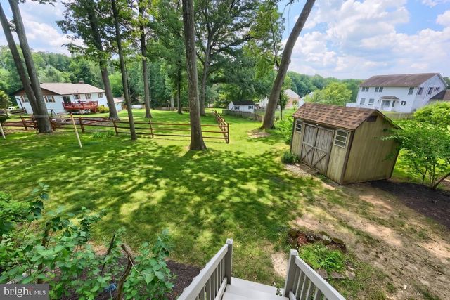 468 FAIRVIEW DR, Hanover, PA 17331