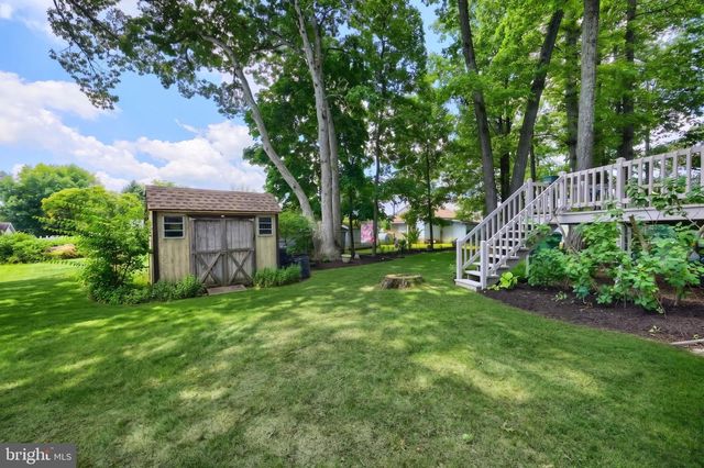 468 FAIRVIEW DR, Hanover, PA 17331